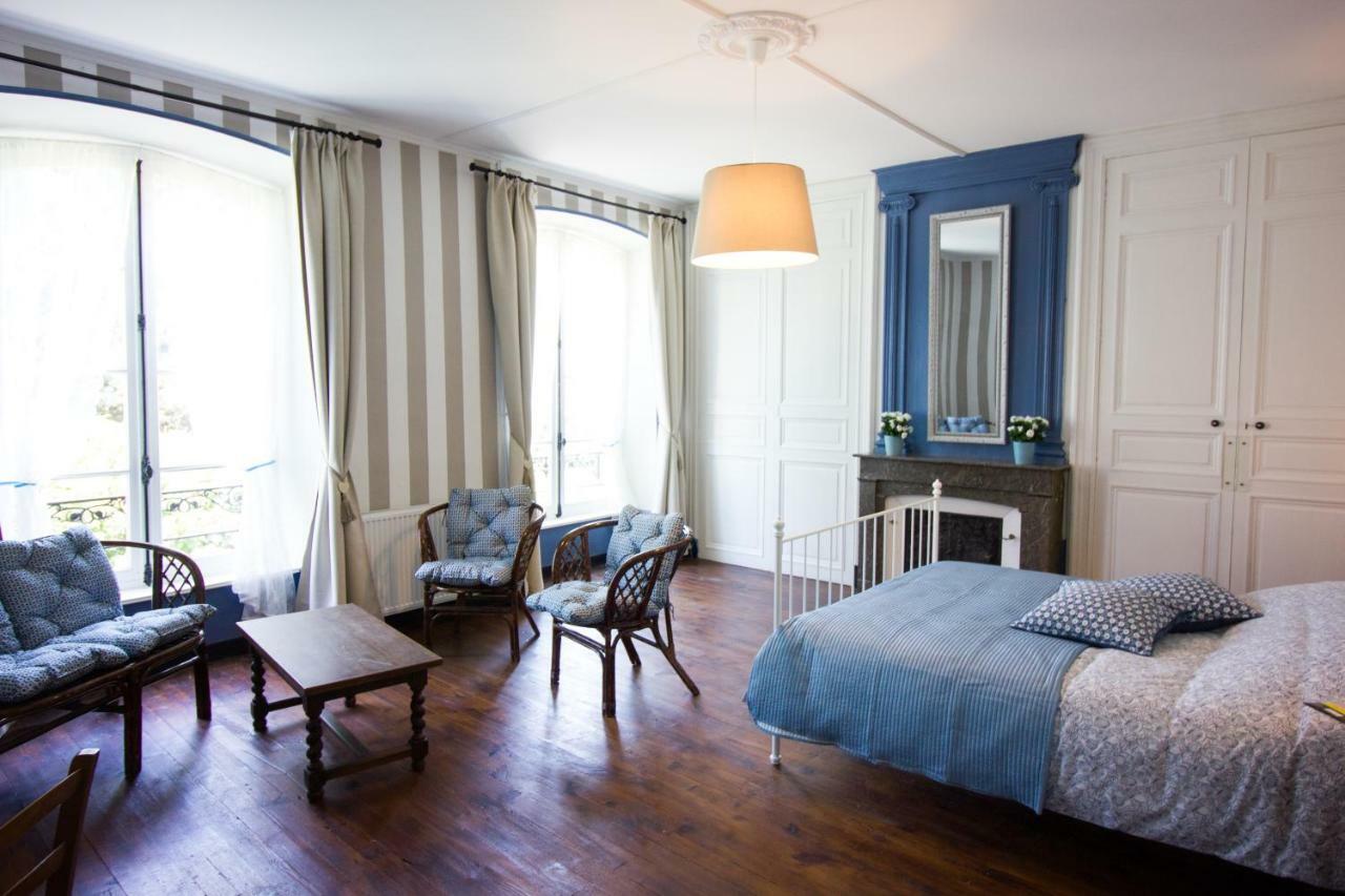 Domaine Des Lilas Saint-Germain-Lembron Exterior foto